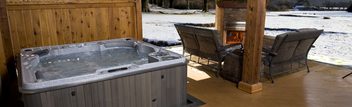 Can You Use a Hot Tub in The Winter